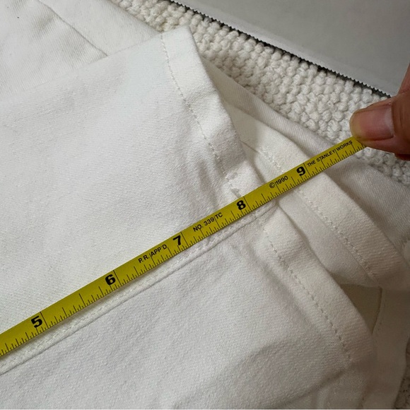 Riders by Lee White Women's Bermuda Shorts - Picture 8 of 8